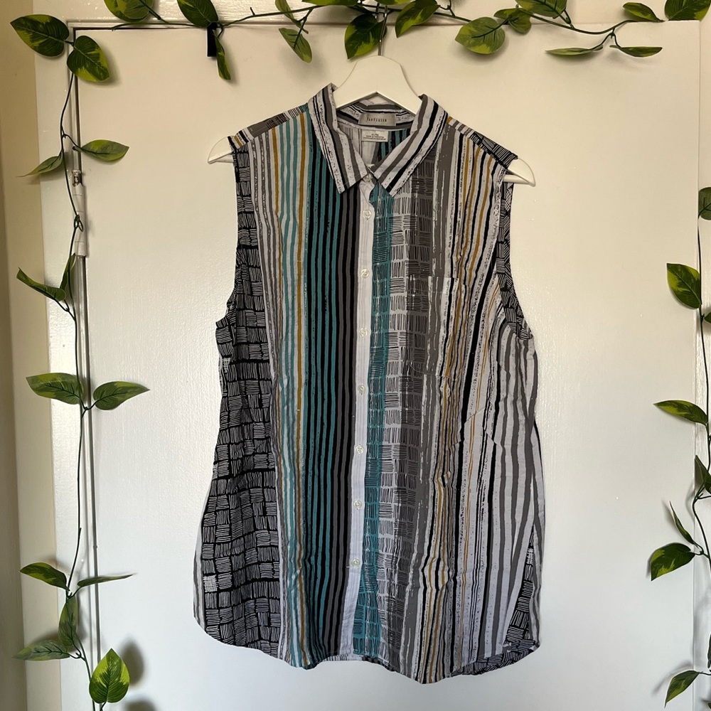 Cool 90s style print top